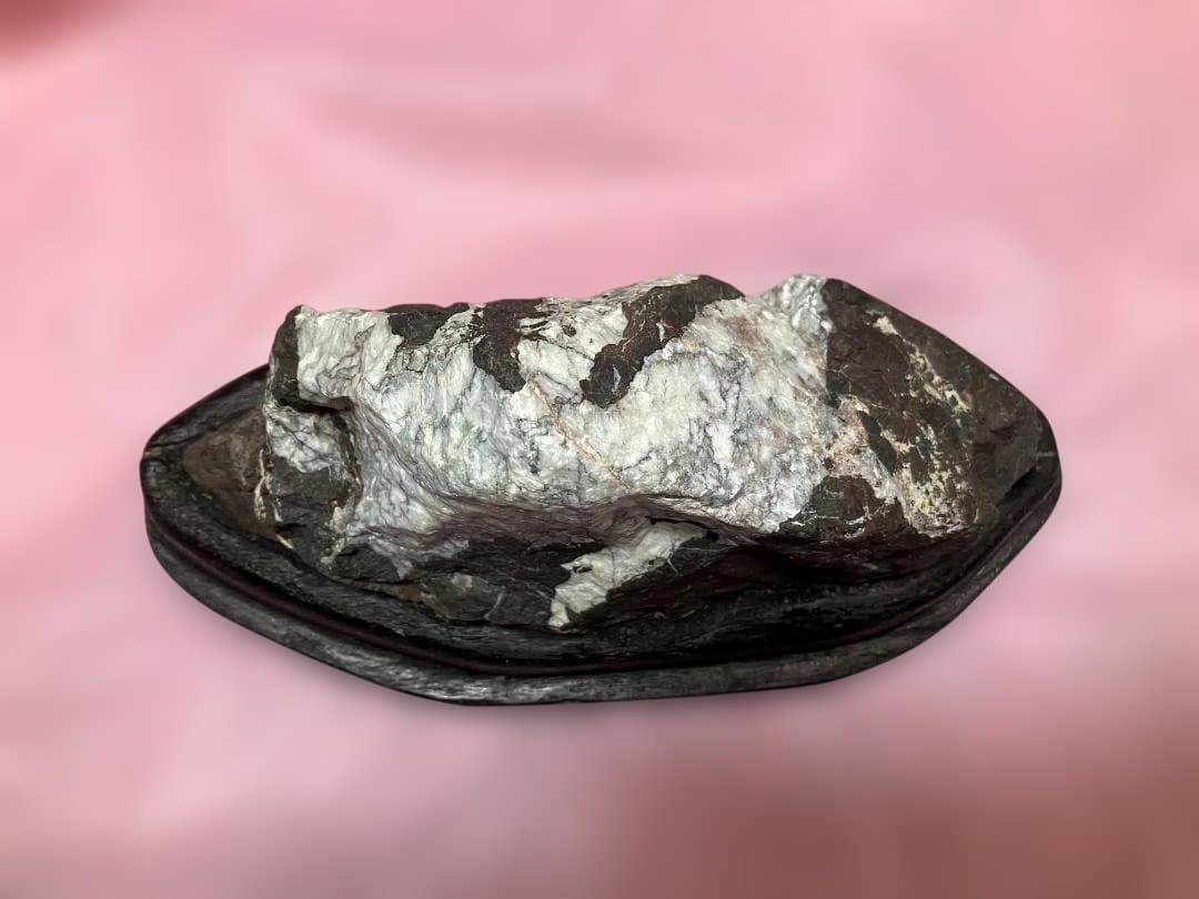 富士山 自然・鑑賞石 天然石 置物 木製台座付き【希少品】