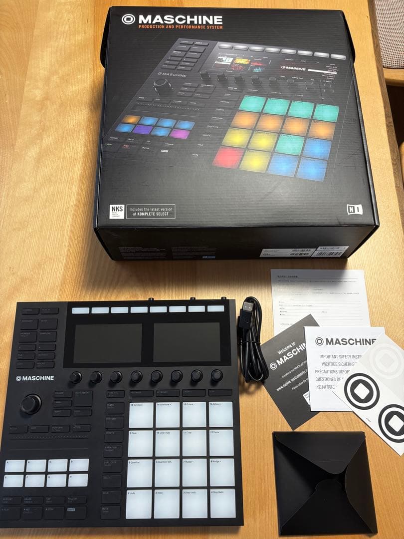 MASCHINE MK3本体と画像の同梱品（トランスファーID発行済み） - メルカリ