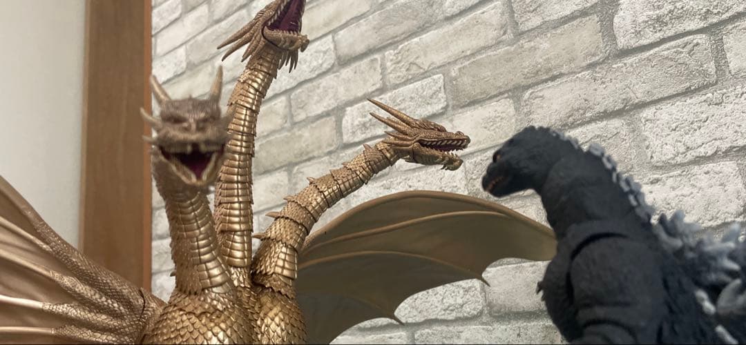 【☆もうすぐ終了！早い者勝ち！美品！】ゴジラvsキングギドラ(ハイヤトイズ)