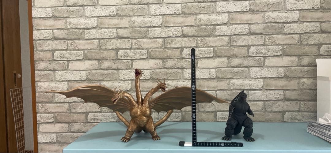 【☆もうすぐ終了！早い者勝ち！美品！】ゴジラvsキングギドラ(ハイヤトイズ)