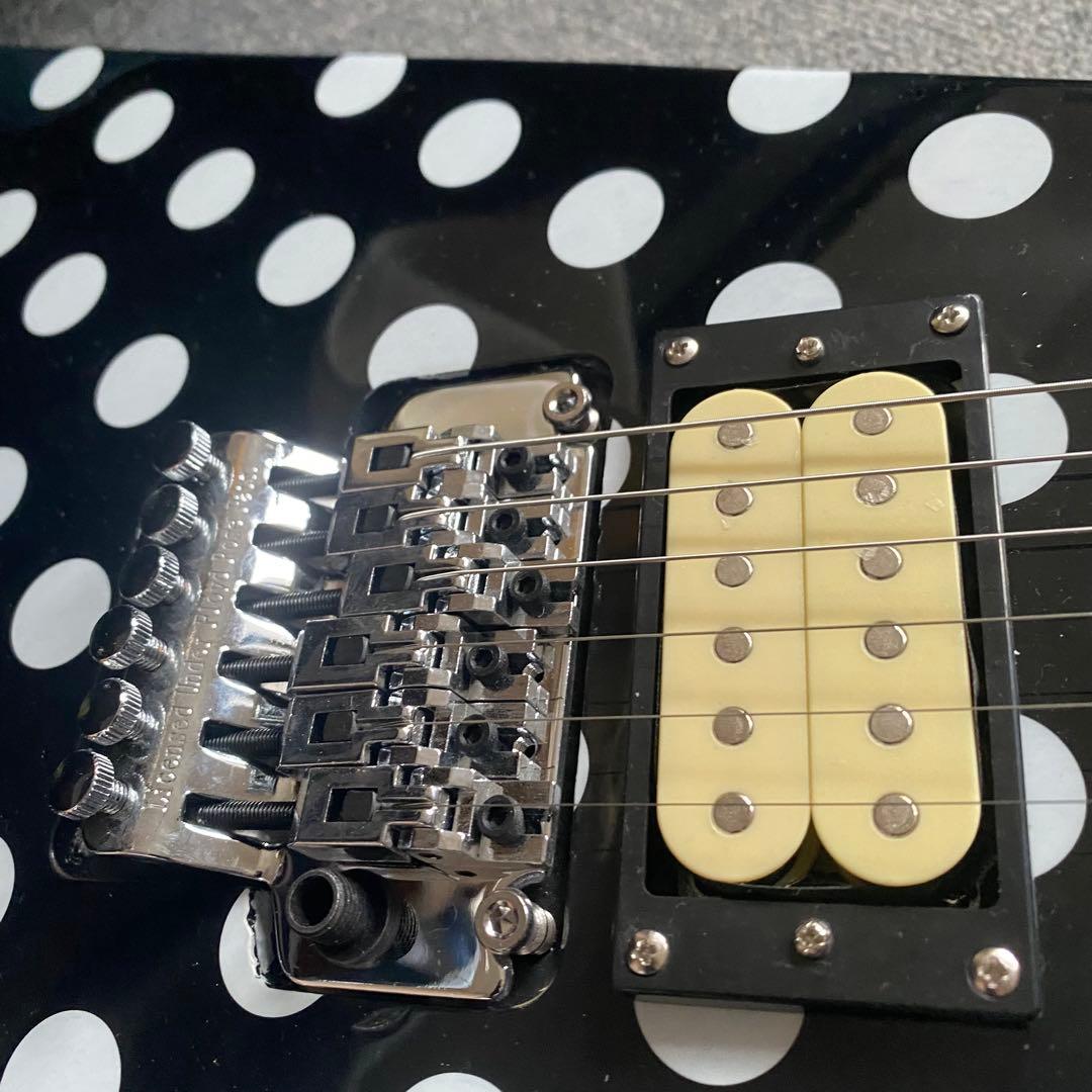 しん様専用ノーブランド ランディーローズ フライングV 黒/白 ポルカ