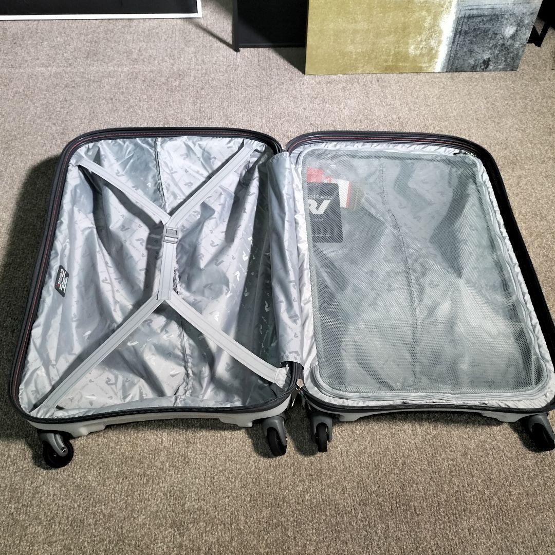 未使用品 ロンカートキャリーケース ホワイト 63L 展示品(2511A②