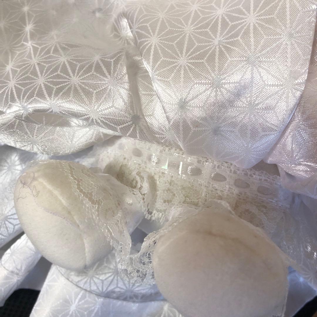 ウェディングドレスを着たハローキティ