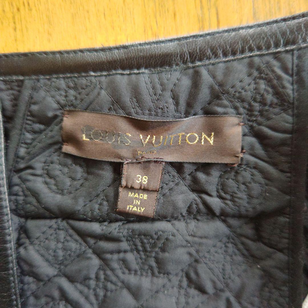 Louis Vuitton ブラック タイトスカート 38