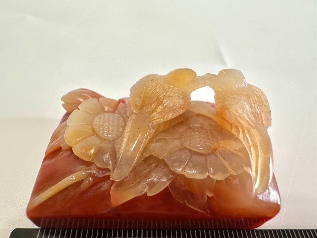 【喜上眉梢】 花鳥　美品　高級印材　篆刻　ラオス印石　水凍　朱砂 喜上眉梢】 花鳥 美品 高級印材 篆刻 ラオス印石 水凍 朱砂 【公式通販】