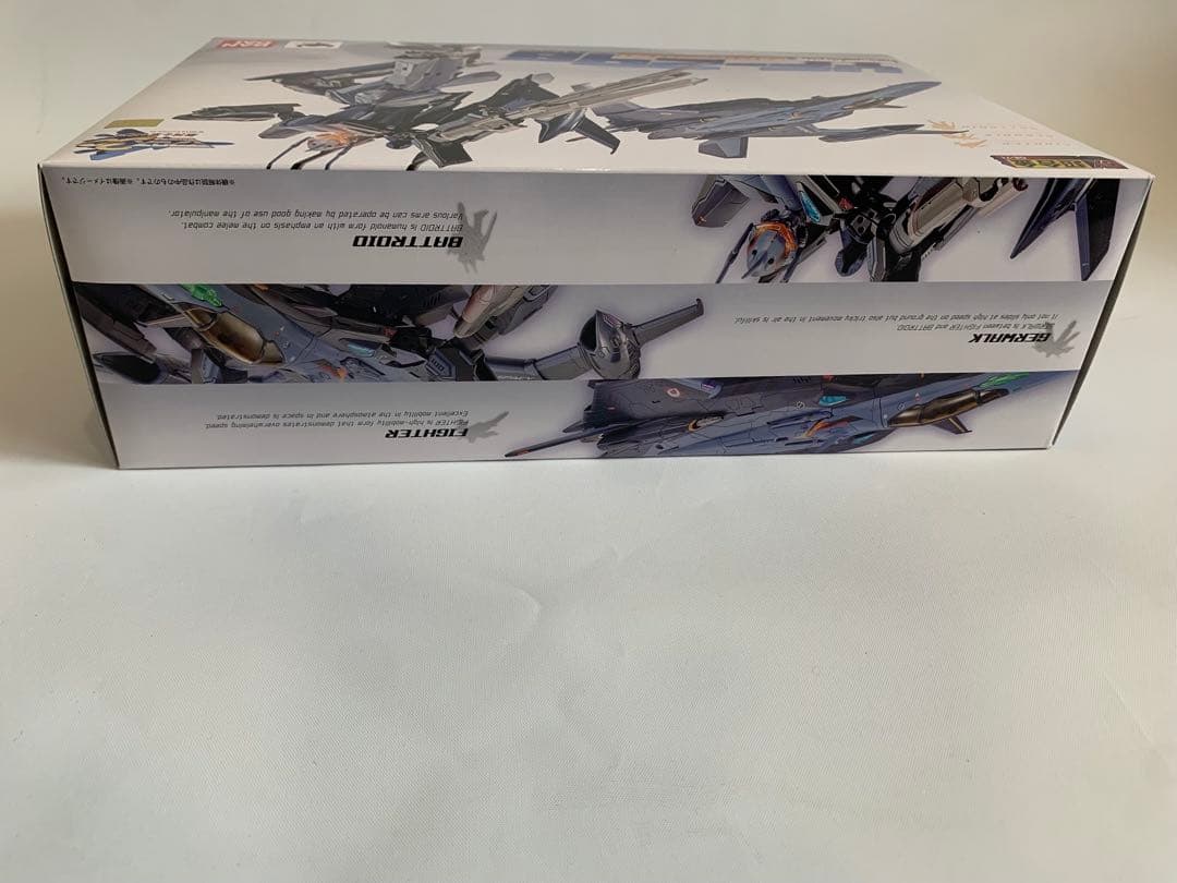 DX超合金 マクロス30 銀河を繋ぐ歌声 YF-29B パーツィバル ロッド機