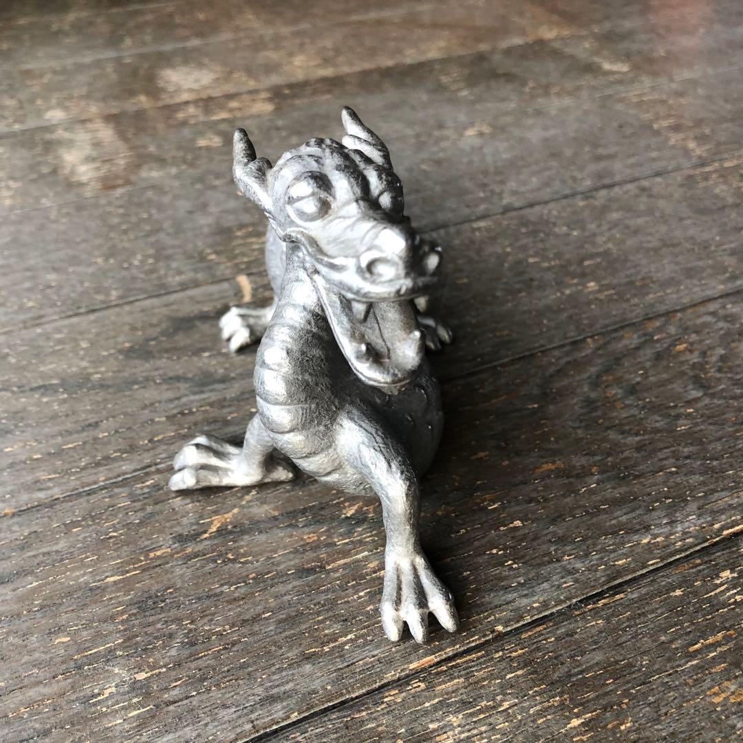 龍 竜 ドラゴン 置物 金属製 銀色