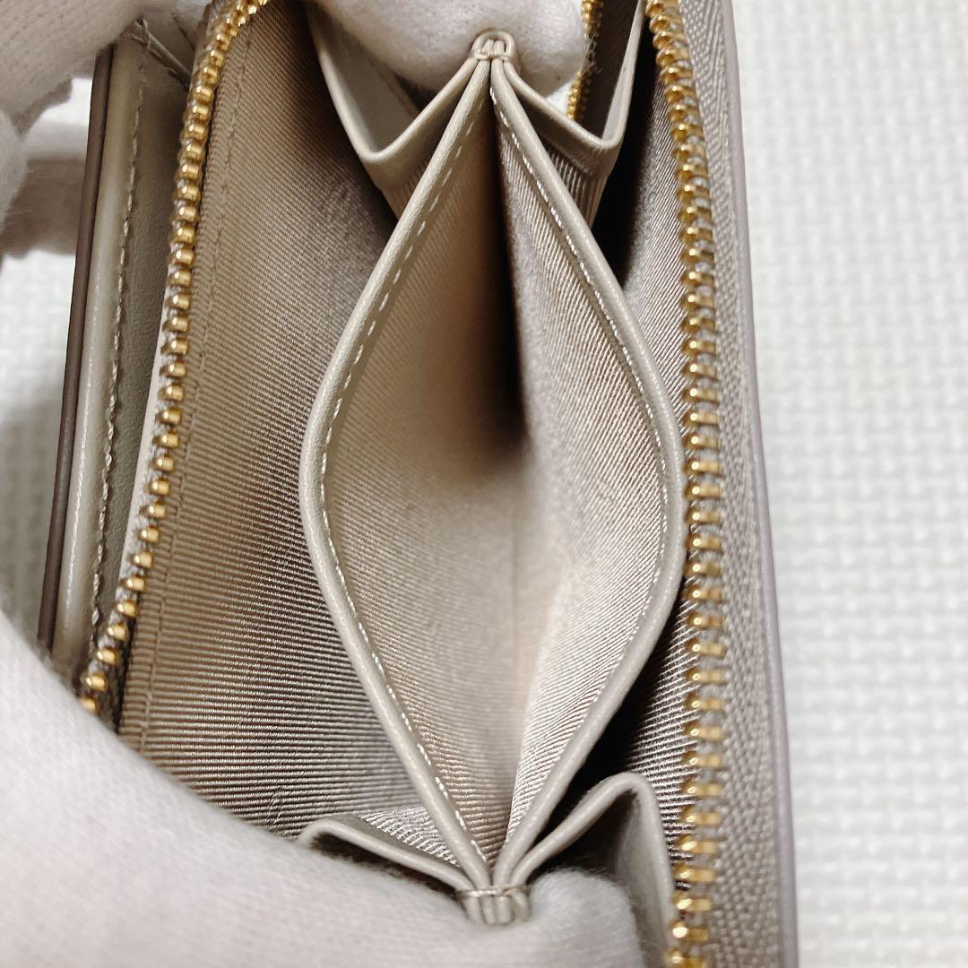 未使用　agnes b. アニエスベー レザー二つ折り財布　グレー