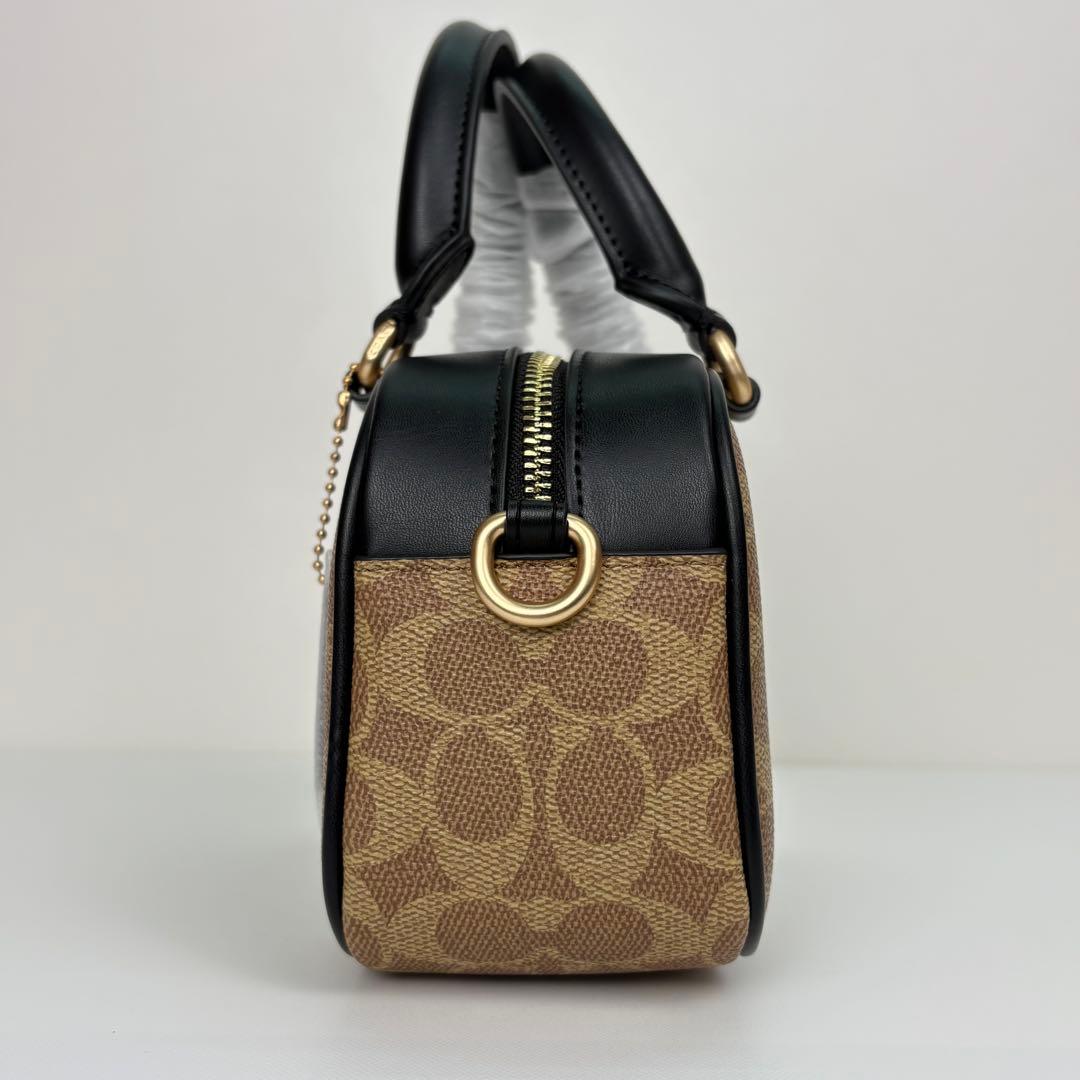 【COACH】 タグ有り サッチェル クロスボディ バッグ シグネチャー