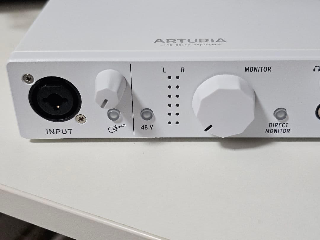 Arturia アートリア MiniFuse1 ホワイト 1in2out