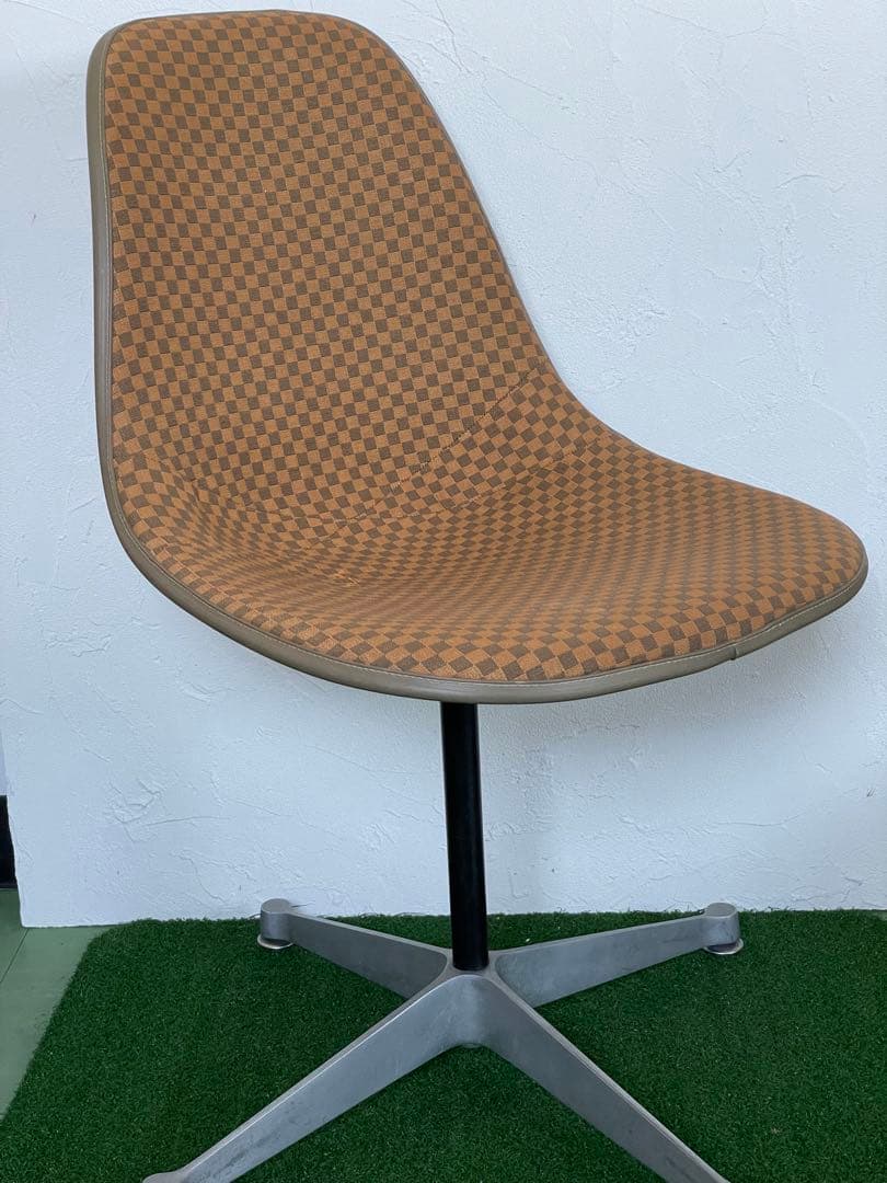 ハーマンミラー ジラルドファブリック