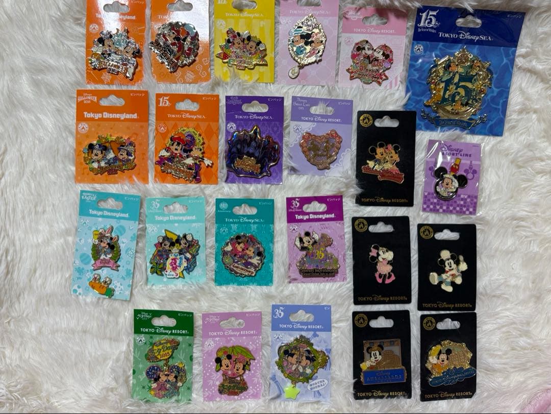 ディズニーリゾート ピンバッジ23点まとめ売り(非売品含) - メルカリ