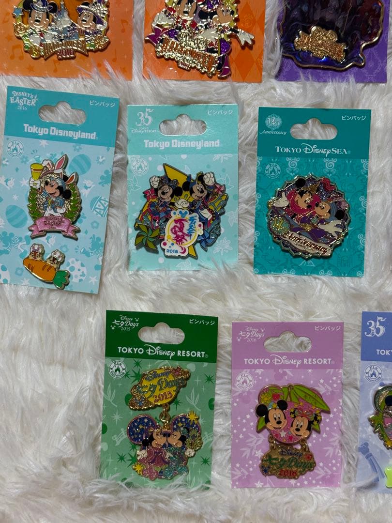 ディズニーリゾート ピンバッジ23点まとめ売り(非売品含) - メルカリ