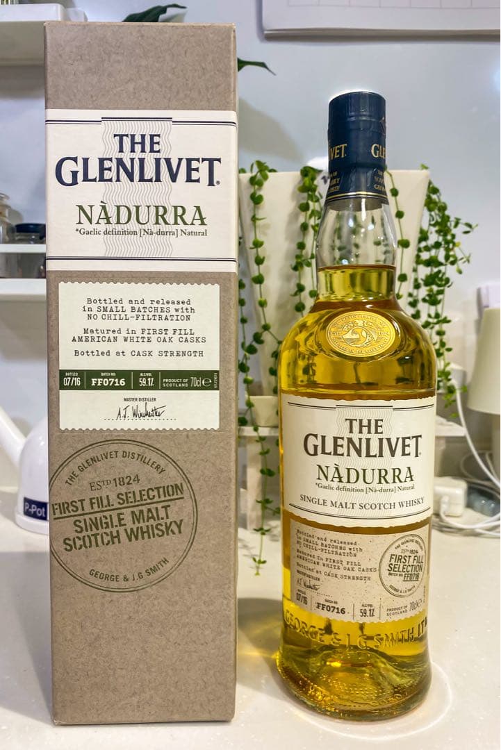 グレンリベット　ナデューラ　ファーストフィル700ml 59.1% ザ・グレンリベット ナデューラ・ファーストフィル・セレクション