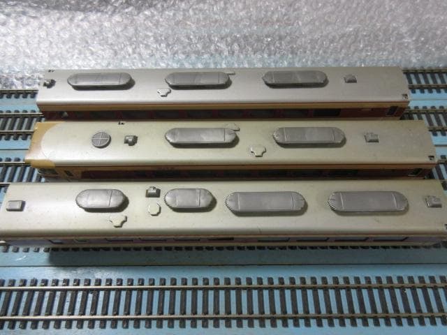 国鉄　キハ80系 気動車 ３両セット HOゲージ　(金属製 /カツミ製）②