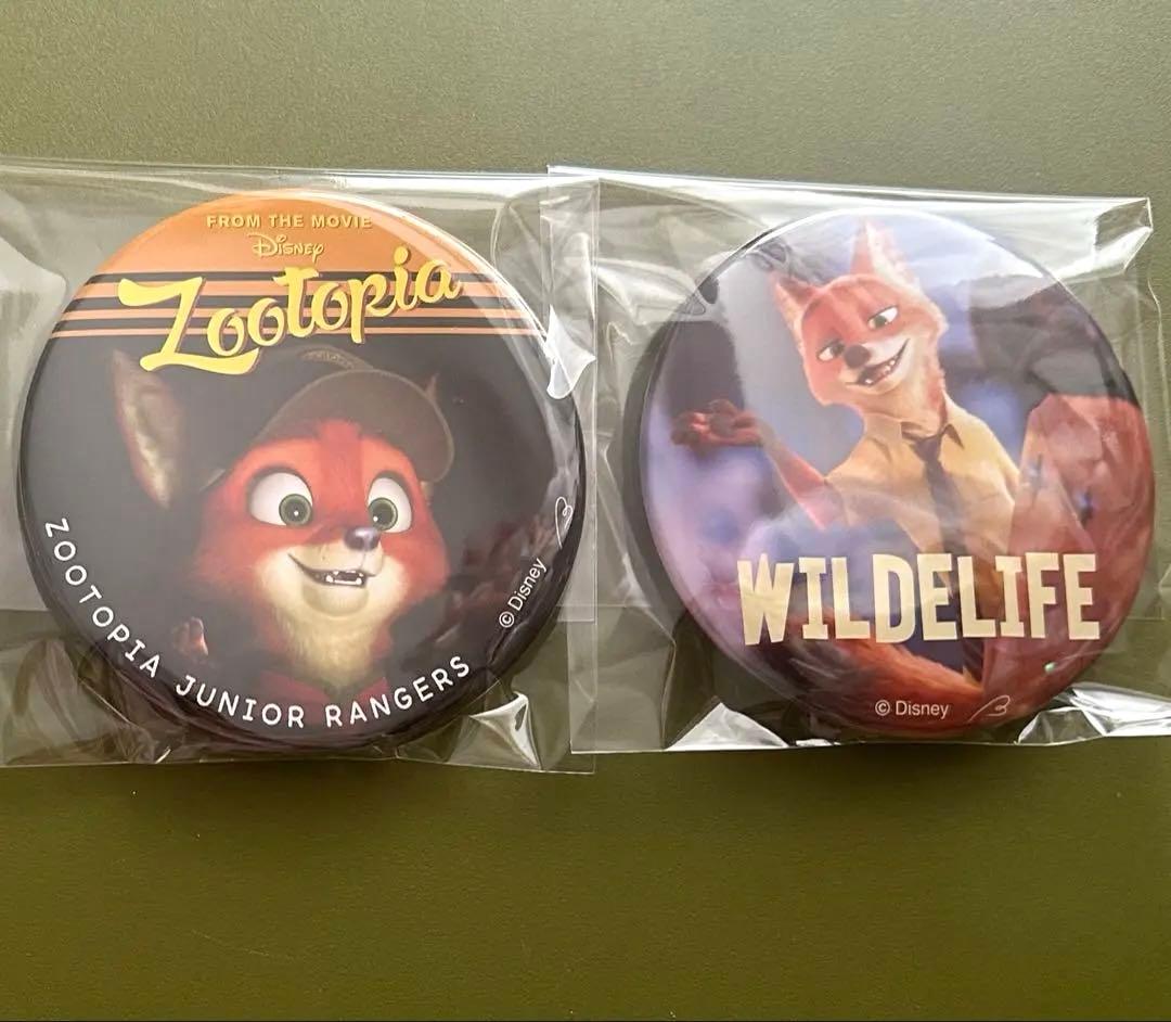 ディズニー ズートピア ニック 幼少期 スタンド付缶バッジ 100mm 2点