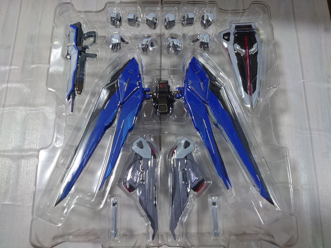 メタルビルド フリーダムガンダムcomcept2　ジャスティスガンダム 　セット