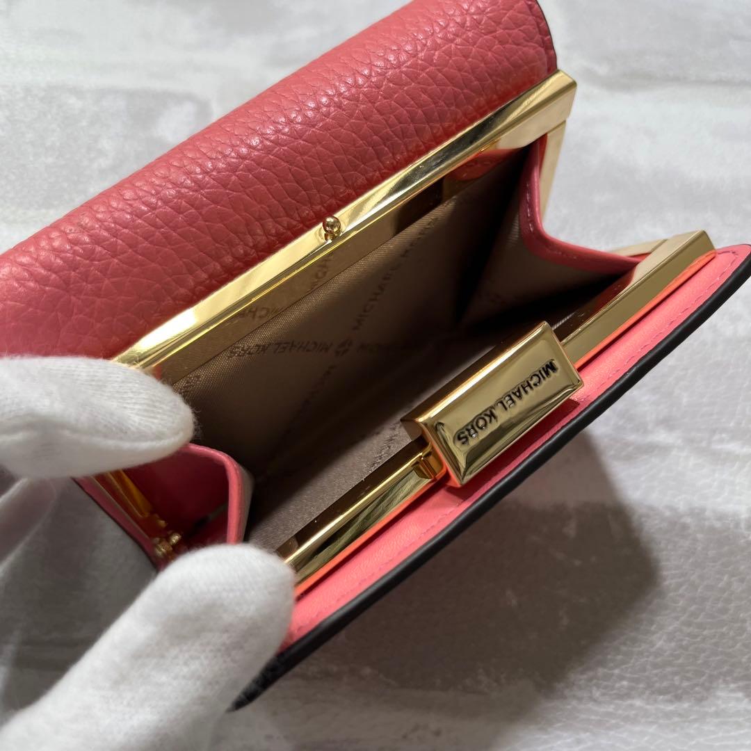 新商品☆マイケルコース 三つ折り レザー ウォレット ミニ財布 ピンク