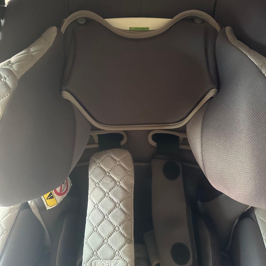 【美品】アップリカ　チャイルドシート　フラディアグロウ　ISOFIX　プレミアム