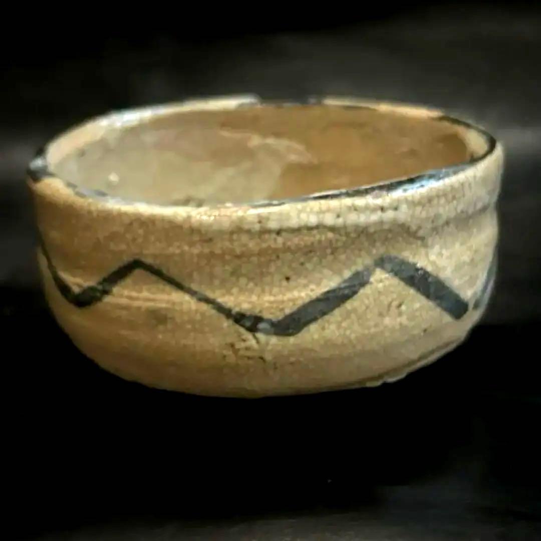 美しい古美術◾️蔵からかなり古そうな年代物の古志野焼か古唐津焼が出