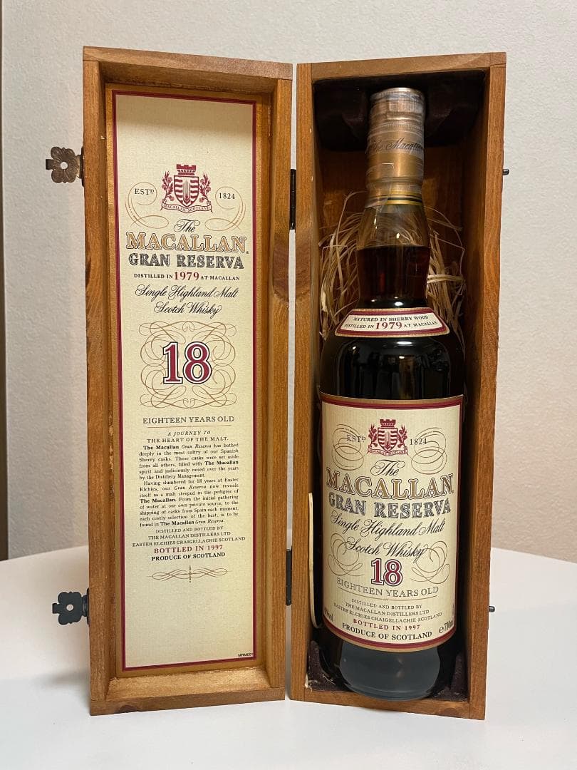 極美品】ザ・マッカラン グランレゼルバ18年 40% & 12年 45.6% - メルカリ