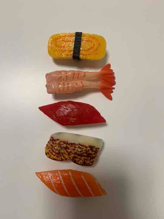 食品サンプル（お寿司）500個　ガチャガチャに最適