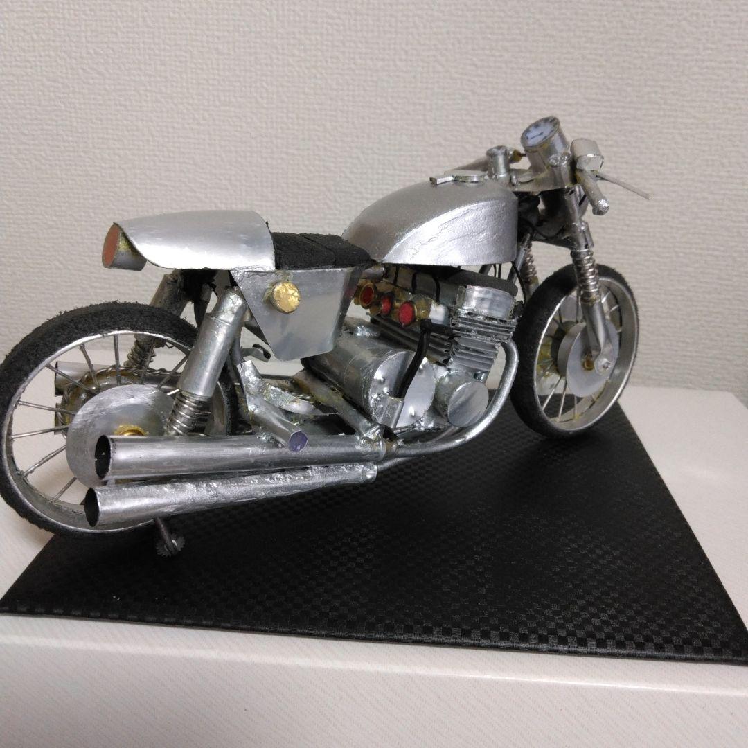 ☆ドリーム☆カスタムバイクCBKO☆22センチ☆アルミ製バイク