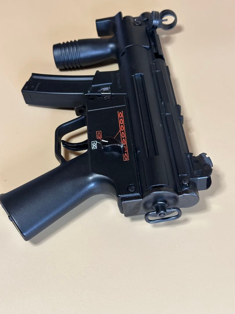 【秋風セール/美品】MP5 Kurz 電動ガン セミオート・フルオート