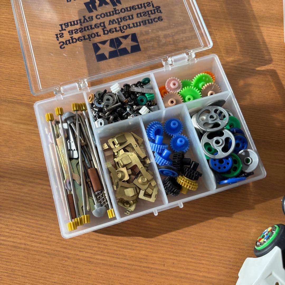 ミニ四駆 車両5台とパーツセット　引退