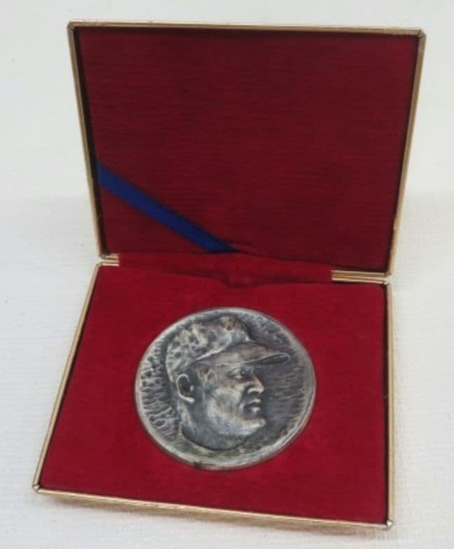 ◇長嶋茂雄 記念メダル GOLDEN PLAYER'S MEDAL ケース付き