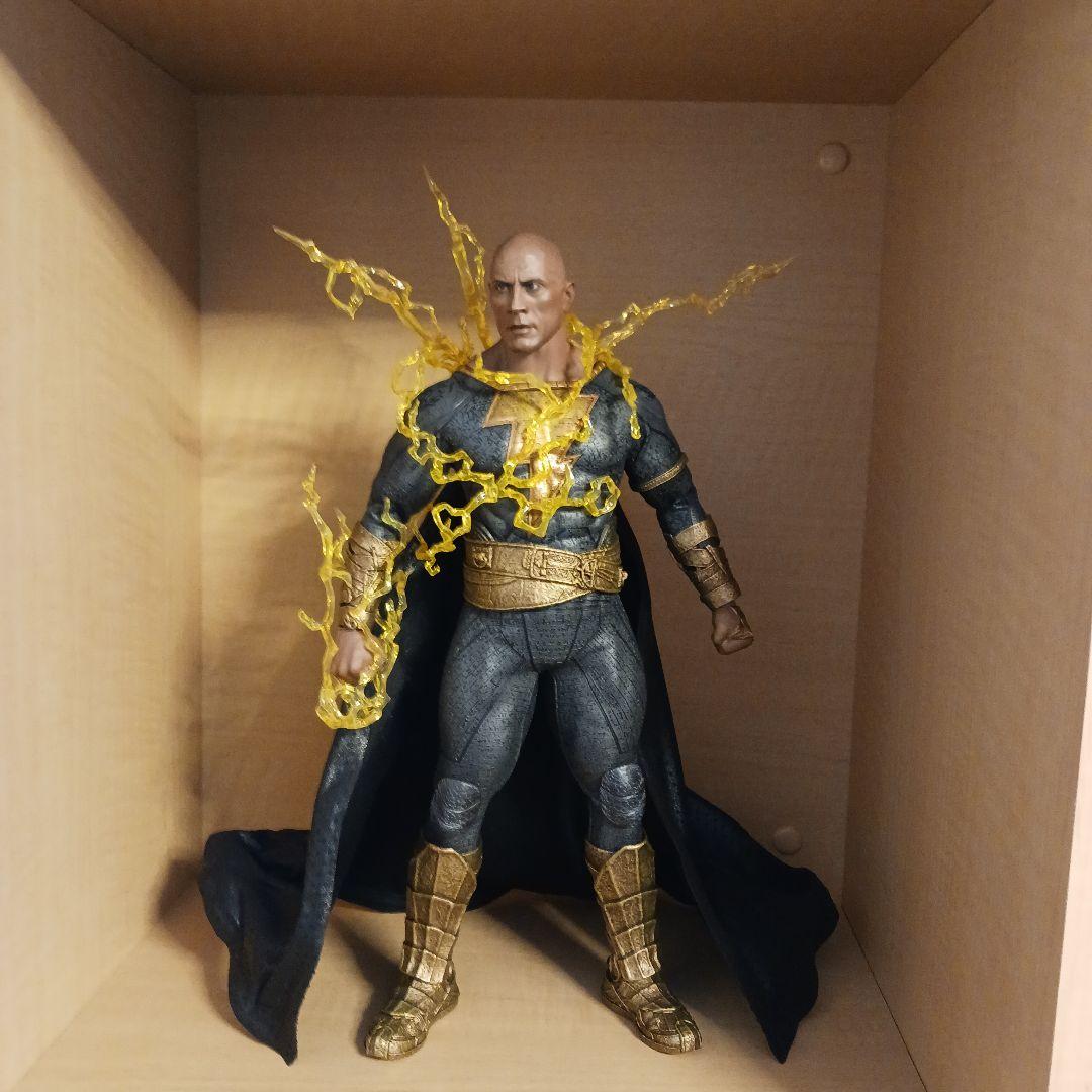 ホットトイズ ブラックアダム ゴールデンアーマー