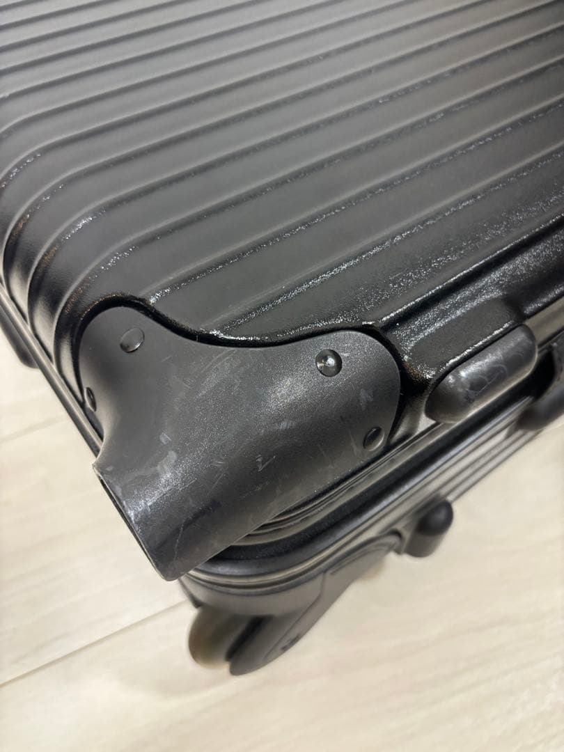 リモワサルサ2輪最終モデル 機内持ち込み 静音ホイール 極美品 35L