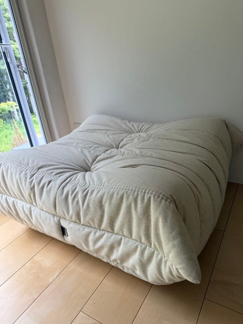 リーンロゼ 50周年限定　トーゴ パフ　アイボリー