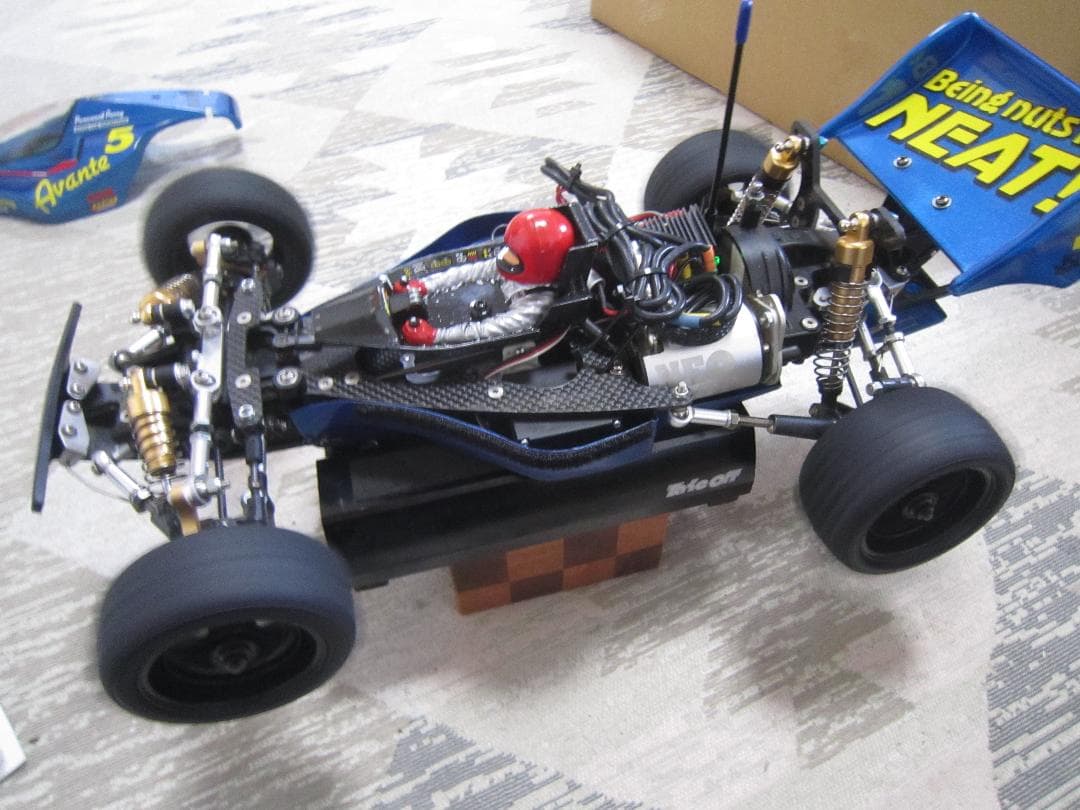 完全動作品 1/10 アバンテ ブラックスペシャル 改 2.4Ghz