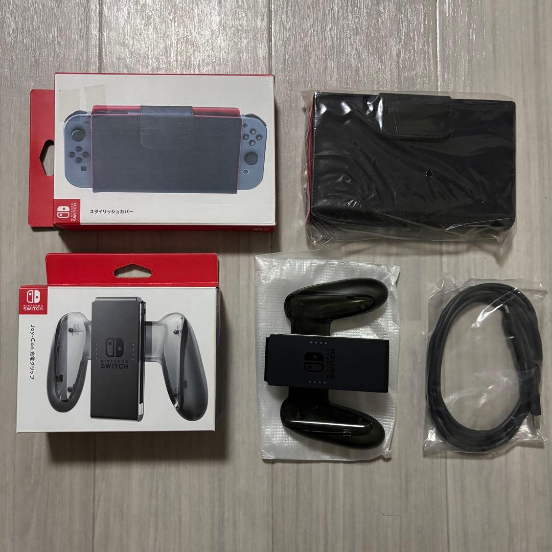 【美品】Nintendo Switch 本体 付属品完備 カバー グリップ 付き
