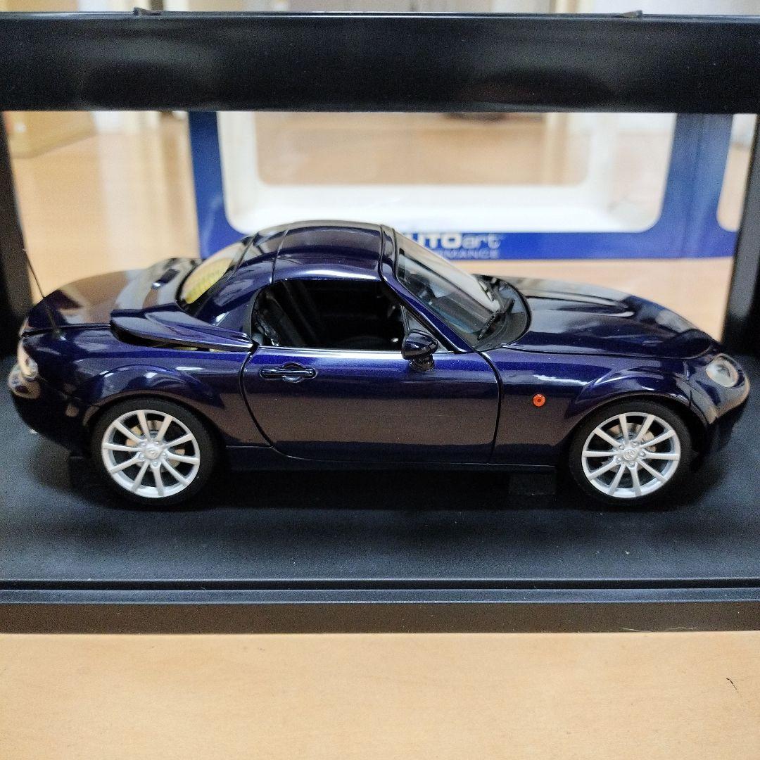 Mazda MX-5 ダークブルー 1/18スケール