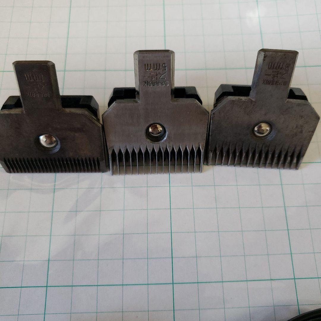 TAPIO バリカン 赤 (替刃3個おまけ付き) スピーディック スピーディク