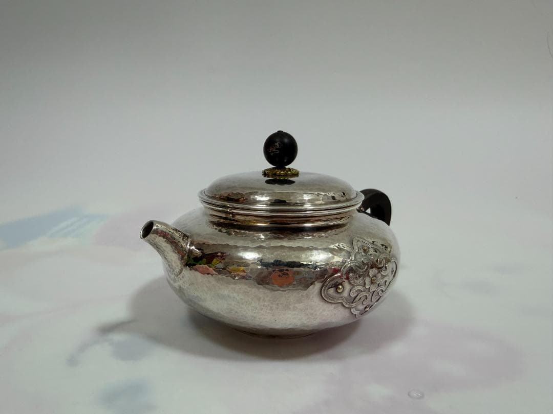 純銀製 唐草花文 急須 銀瓶 煎茶道具