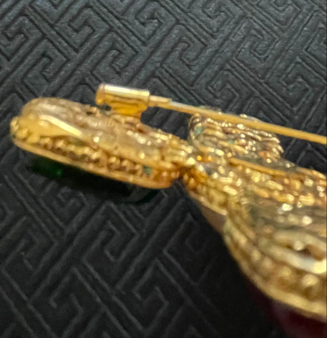 a*e様 CHANEL シャネル 23 グリポア フェイクパールブローチ