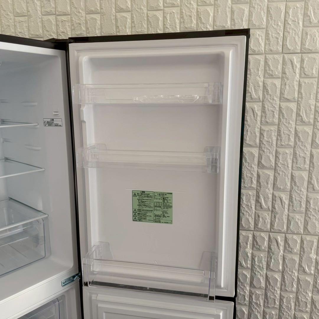 東京23区配送無料✨ニトリ　大きめ冷蔵庫　2024年製　203L ブラック　美品