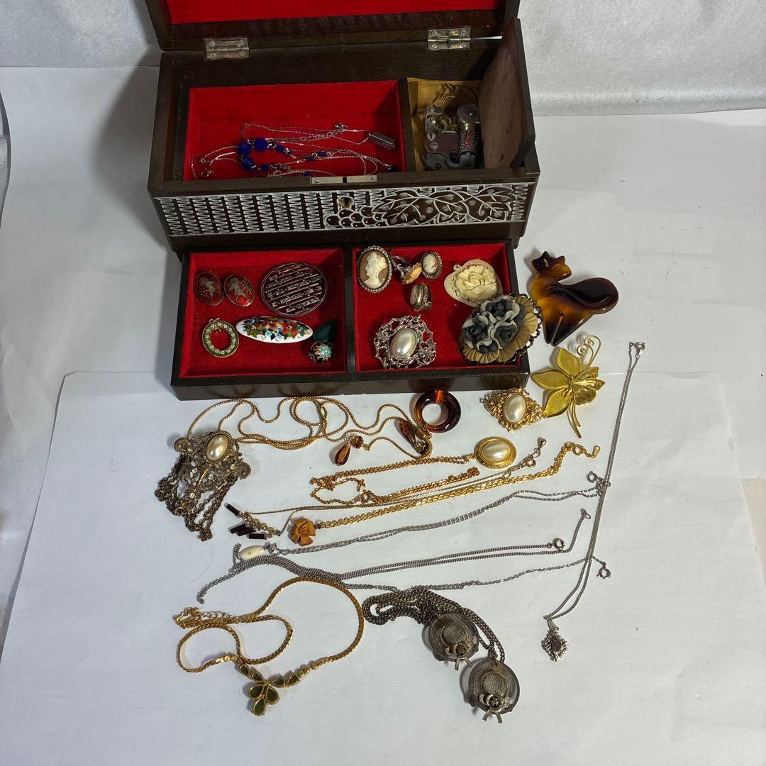 アンティーク ジュエリー カメオ BA800 七宝焼 翡翠 イヤリング ブローチ