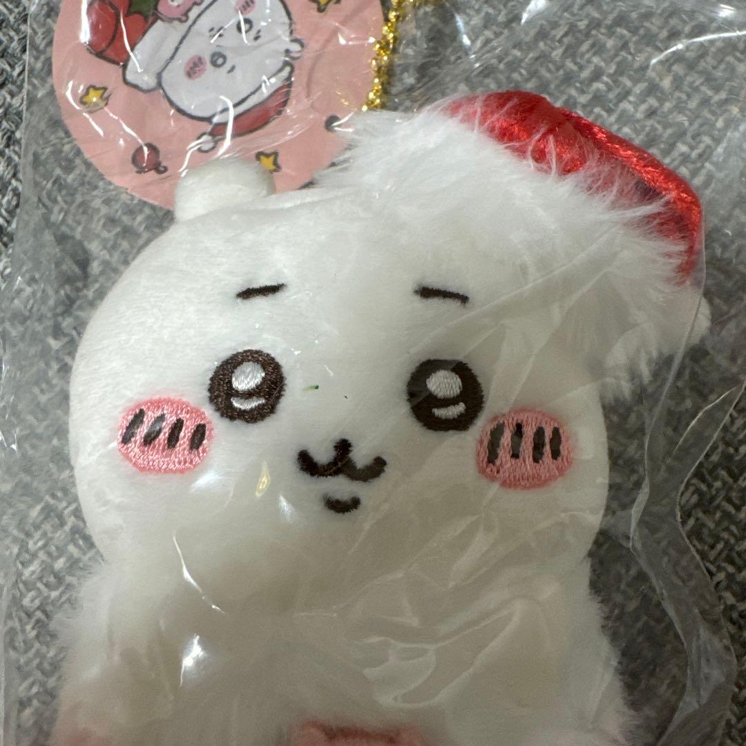 ちいかわオーナメントにもなるマスコットハチワレうさぎクリスマス