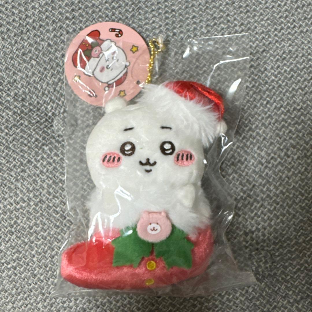 ちいかわオーナメントにもなるマスコットハチワレうさぎクリスマス