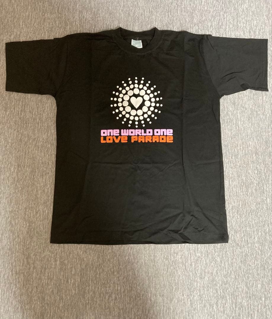 Love Parade Tシャツ