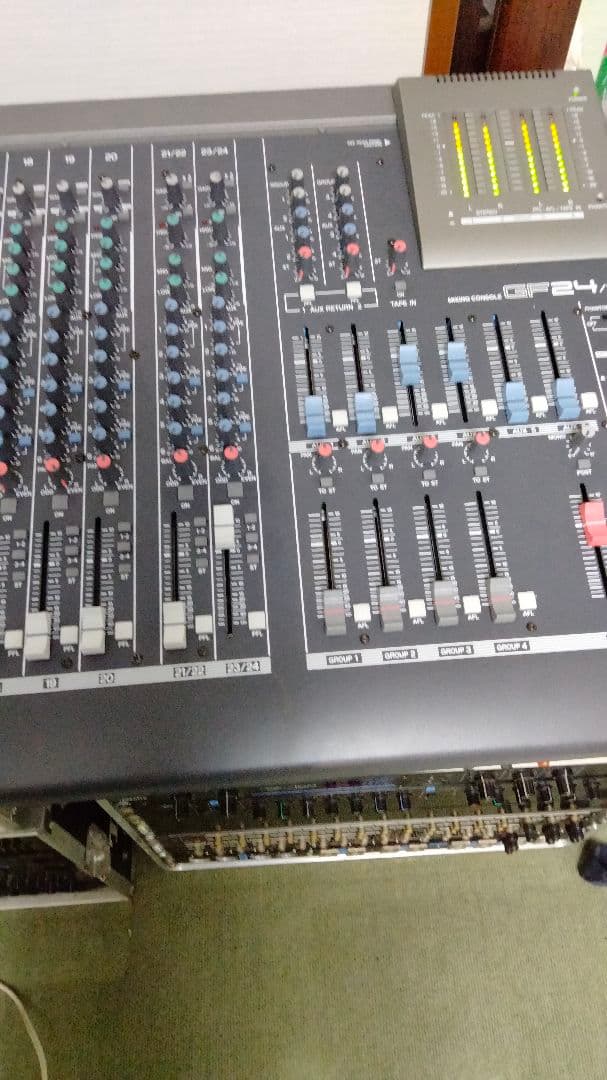 ヤマハGF24/12　特注ハードケース入り。