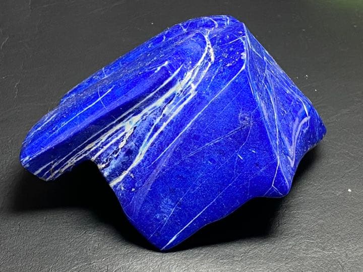 ラピスラズリ 磨き 668g