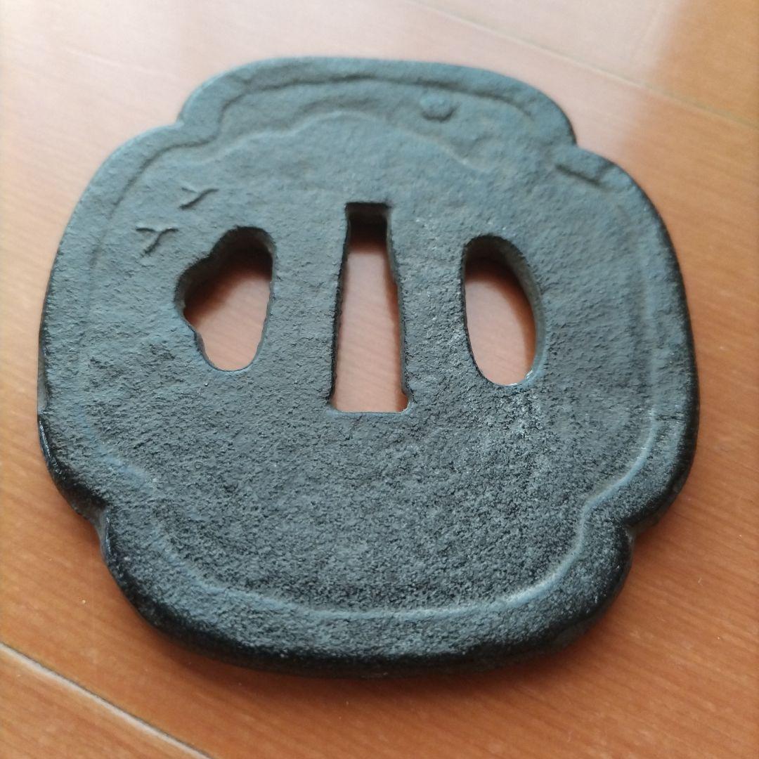 鉄製 鍔 釣り人物彫刻