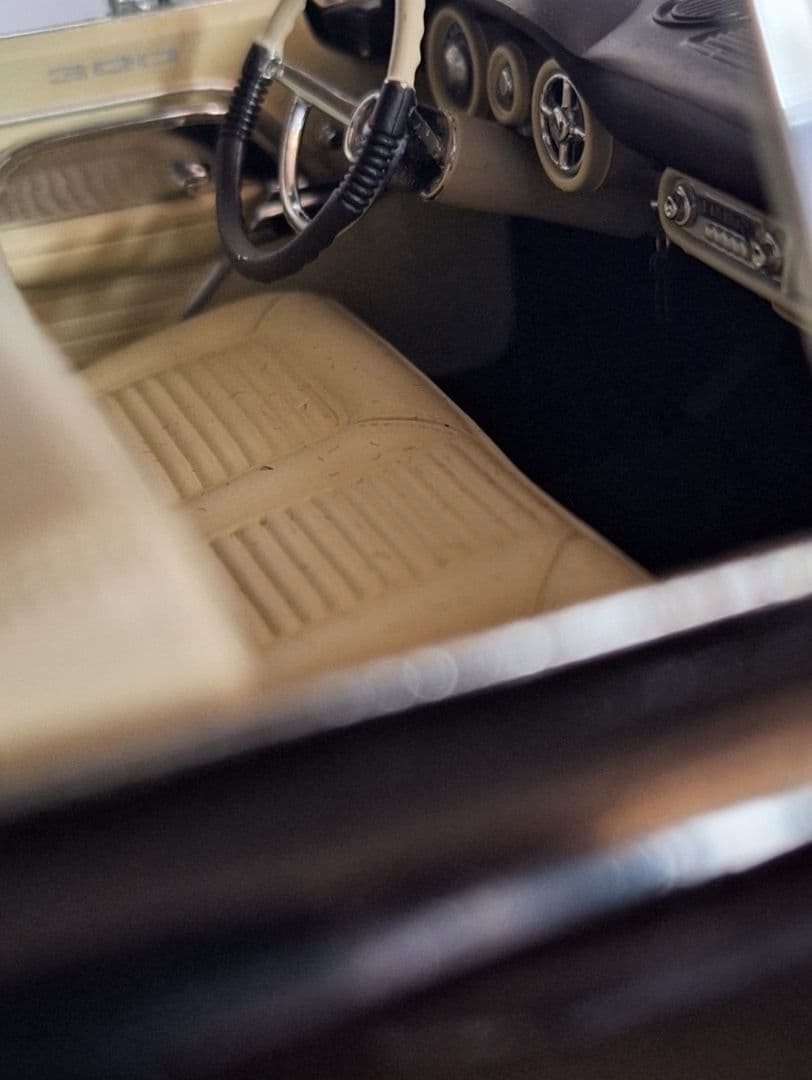 ミニカー ERTL Collectibles 1/18 1957 Chrysler300C