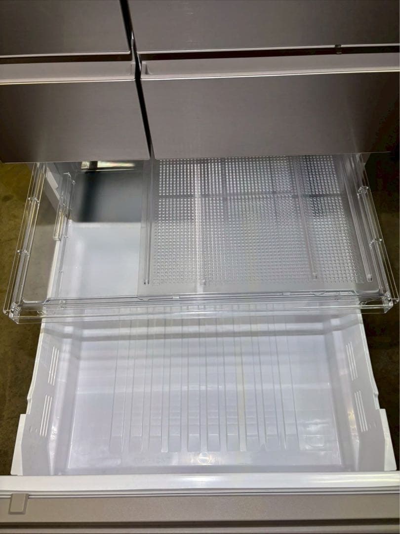 【展示品】Panasonic6ドア冷蔵庫 NR-F55HY2 2025年551L