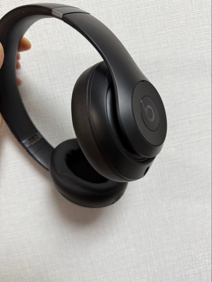 新品同様Beats Studio Pro ブラック - メルカリ